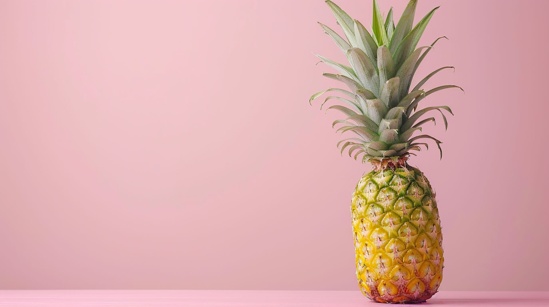 Pineapple 4K Wallpaper Ideal for Modern Screens